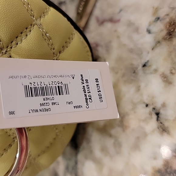 Kate Spade NWT Apple Green Honeycrisp Quilted Keychain Coin Purse Bag Charm - Picture 3 of 7